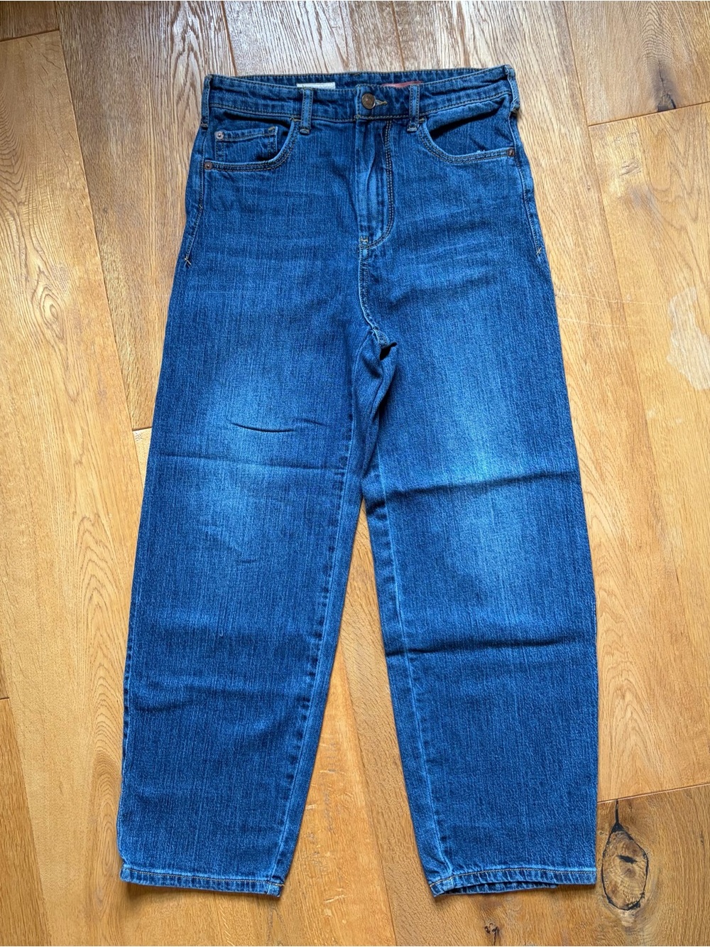 Anthropologie Pilcro Cropped Denim Jean • mid wash
